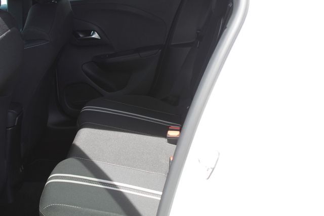 Fahrzeugabbildung Opel Corsa F 1.2 Turbo GS KlimaA,LED,Navi,SHZ,Kam.,LM