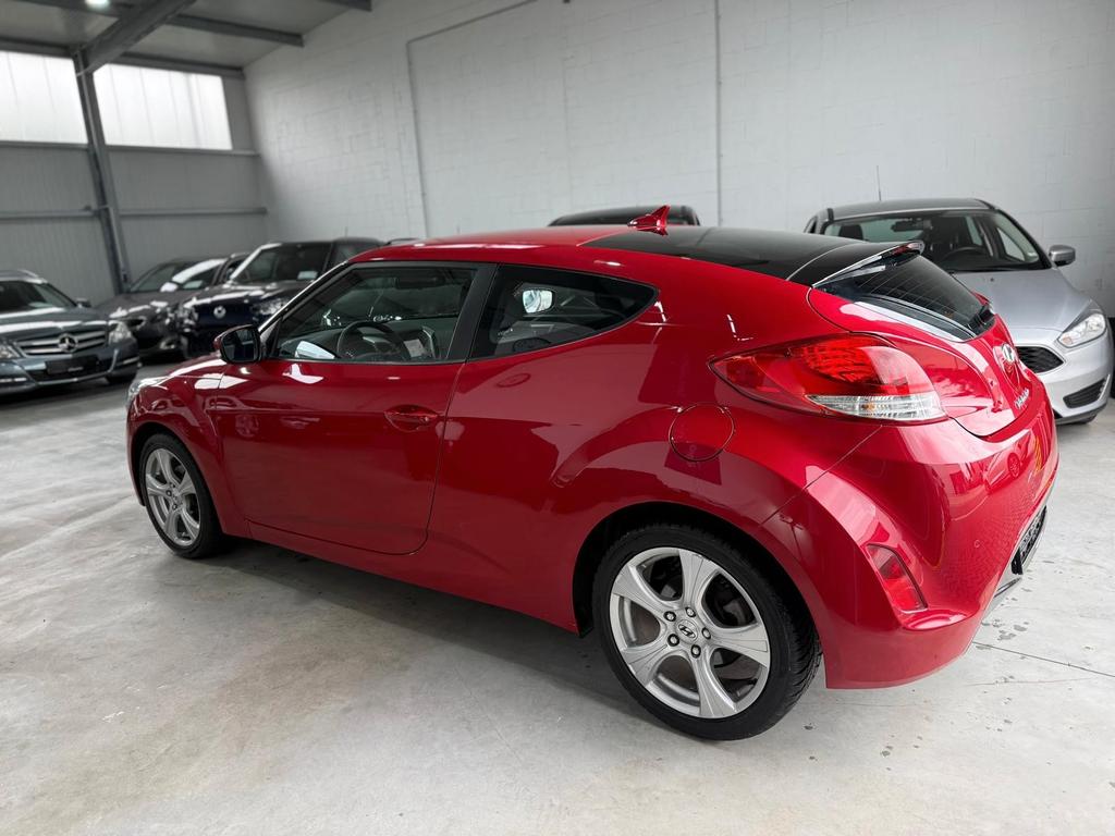 Hyundai Veloster