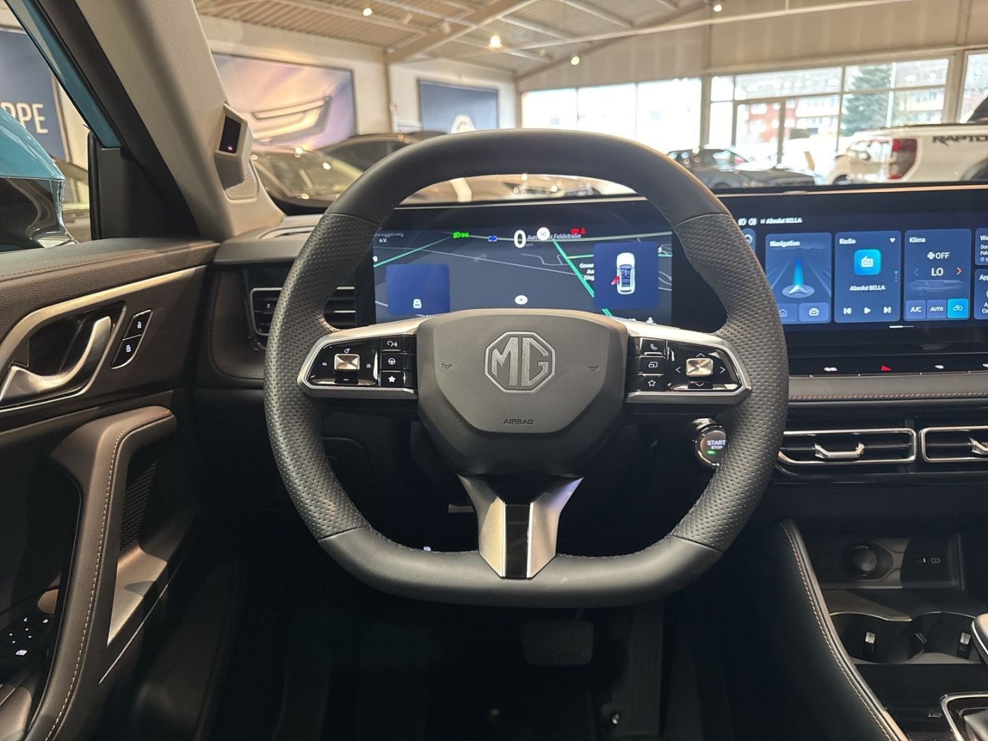 Fahrzeugabbildung MG HS 1.5 PHEV 200 kW Luxury EU6e Navi Leder Memory