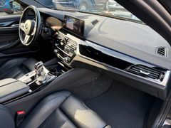Fahrzeugabbildung BMW M5 - dt.Fzg*Harman*20"*Carbon*Assist*Sitzlüf*HUD