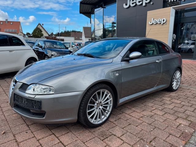 Alfa Romeo ALFA ROMEO GT 2.0 JTS DISTINCTIVE TEILESPENDER