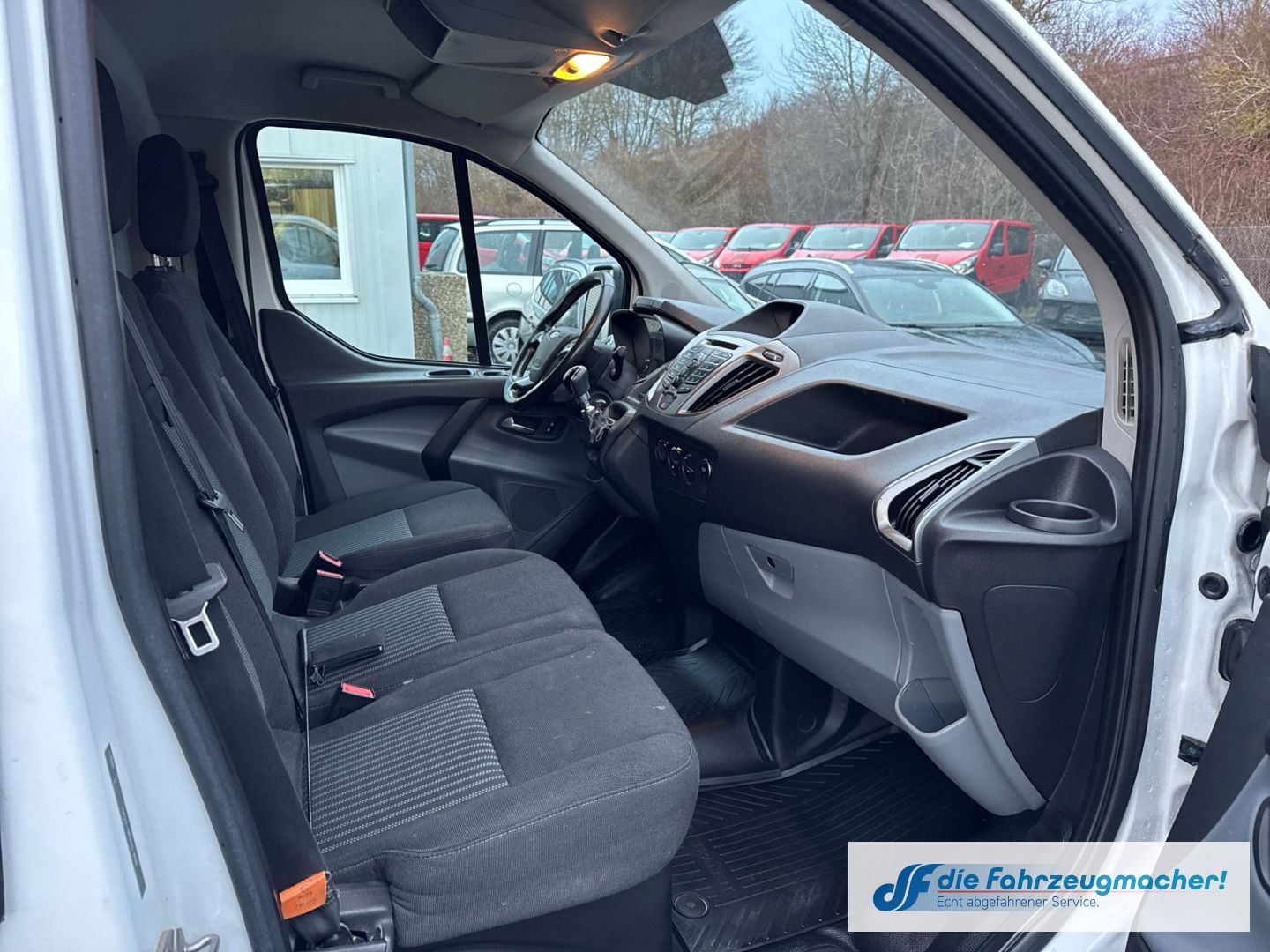 Fahrzeugabbildung Ford Transit Custom Kasten 290 L1 Trend 2.0 TDCi *EXP