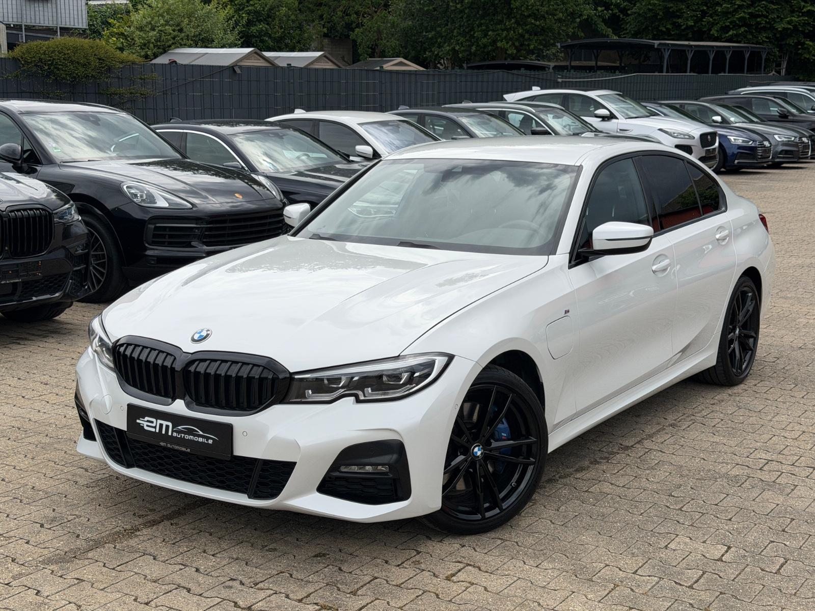 BMW 330e M Sport Leder/Cockpit/LED/Kamera/HK