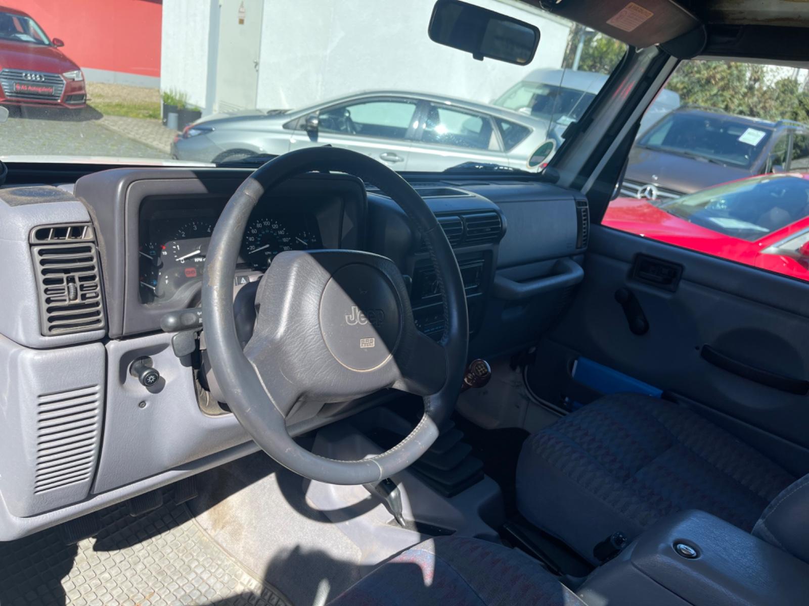 JEEP WRANGLER SPORT 2.5 | 118 ch | 4X4 | BVM | VOLANT EN CUIR