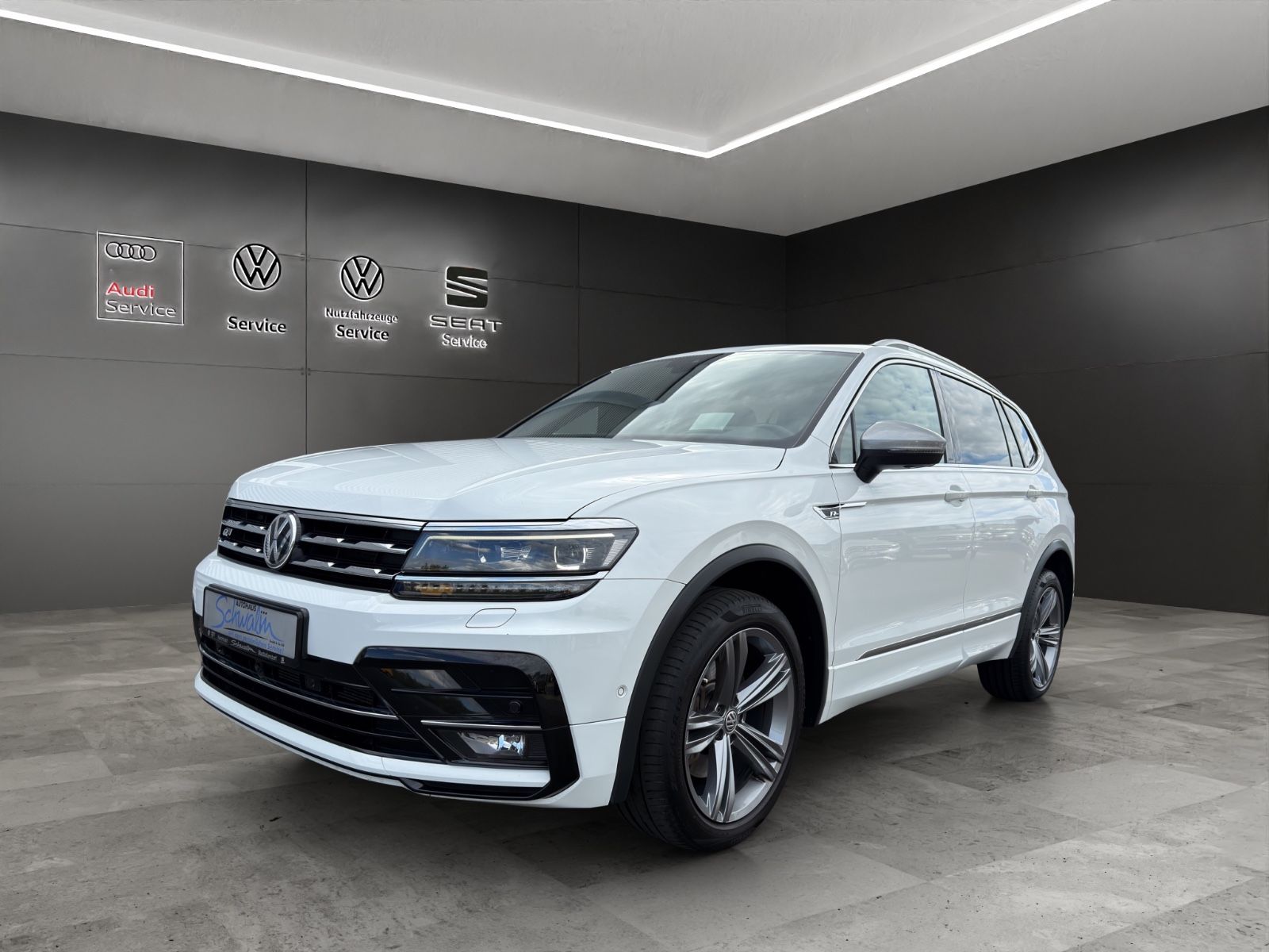 Volkswagen Tiguan Allspace *R-Line* 2.0 TDI DSG 4Motion