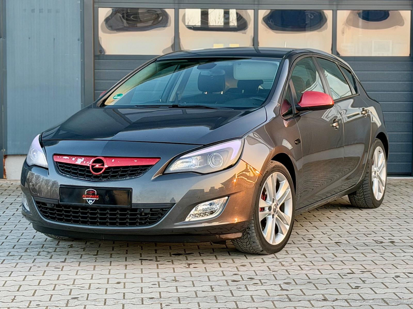 Opel Astra 1.6 Turbo Cosmo *Euro 5 *