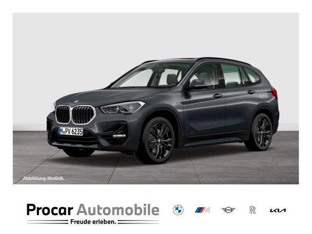 BMW X1 sDrive20i Sport Line PANO ACC RFK NAVI LED