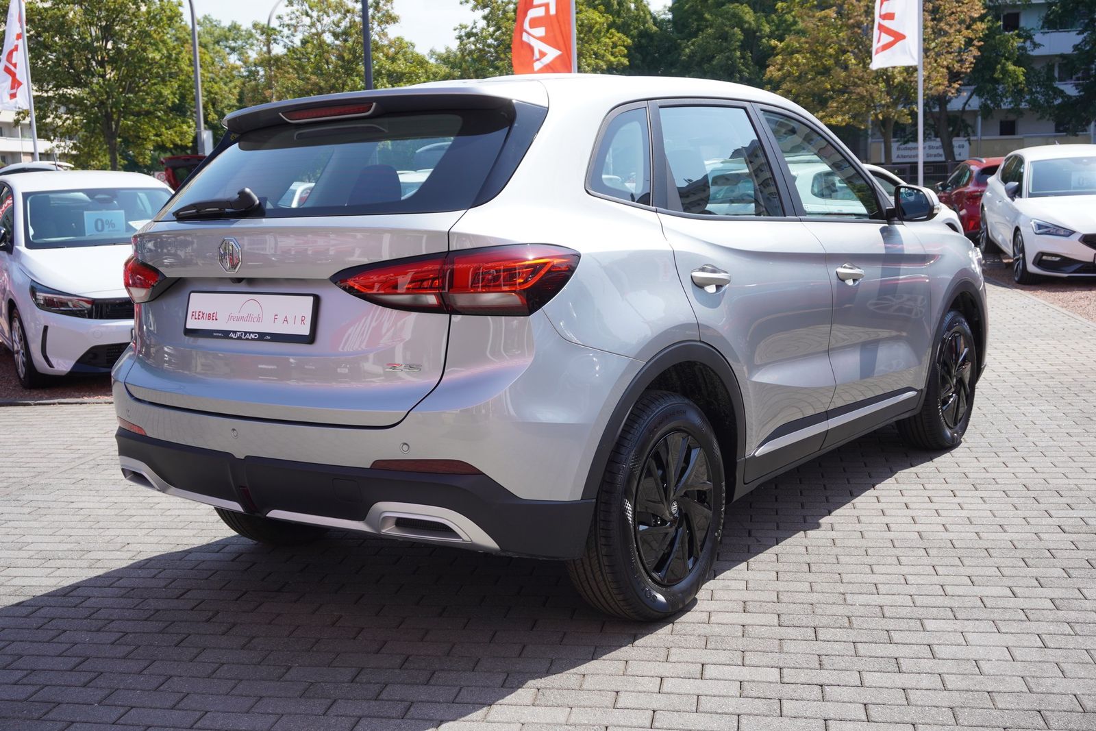 MG ZS