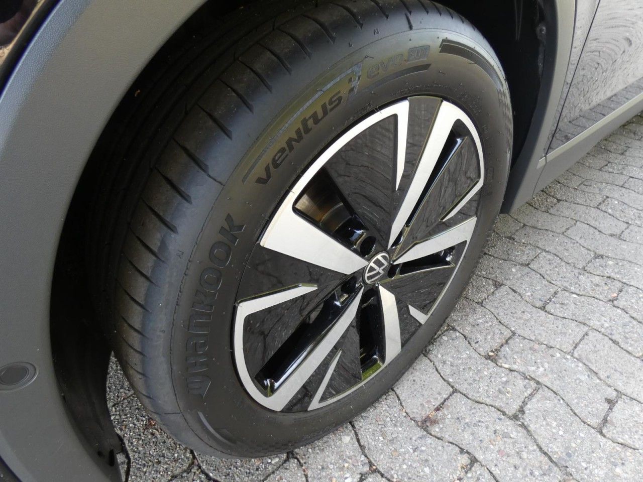 Volkswagen Tiguan 1.5 eTSI DSG Elegance LED-Matrix Navi AHK foto 14