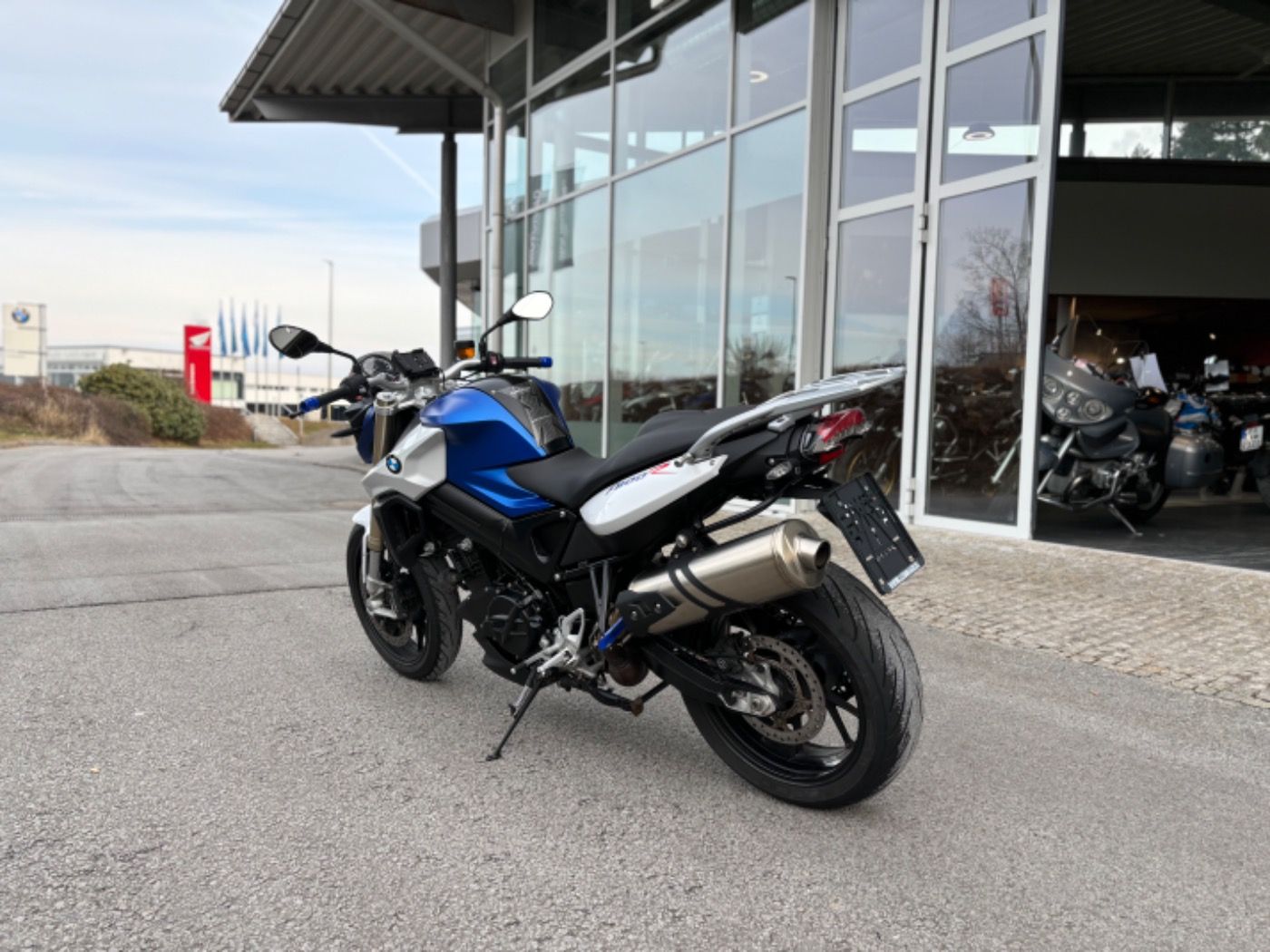 Fahrzeugabbildung BMW F 800 R Touren- und Dynamikpaket