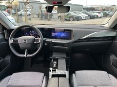 Fahrzeugabbildung Opel Astra L ST 1.2 Business Elegance Autom. LED ACC