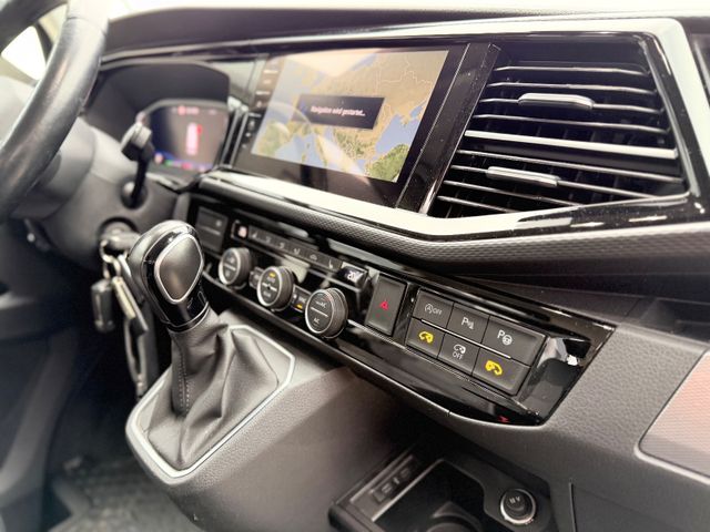 Volkswagen T6.1/MULTI/DSG/4MOTION/2xEL.SCHTÜ/AHK/ACC/1.HAN