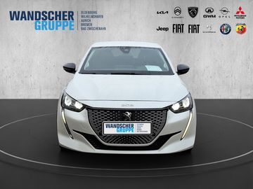 Peugeot 208 Allure Pack e- 136 Kam.+LED+Navi+SHZ