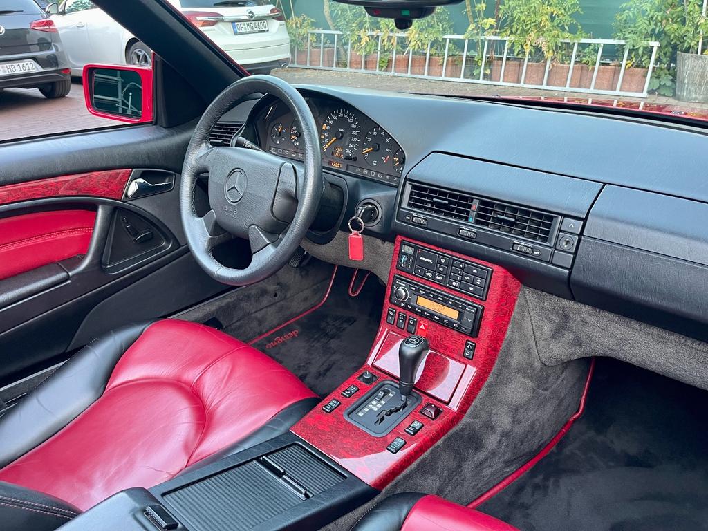 Mercedes-Benz SL 320