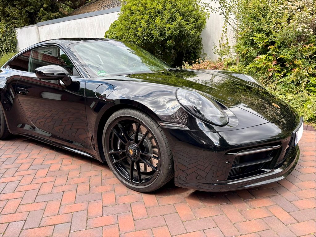 Porsche 992
