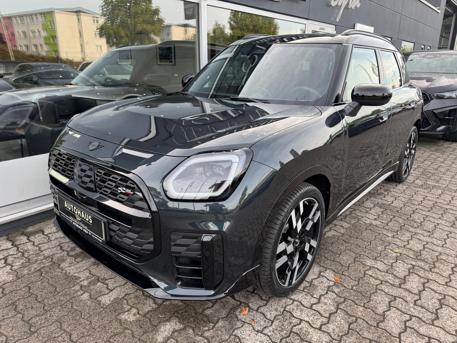 MINI Countryman S ALL4 JCW*LED*PANO*H&K*360°KAM*HUD* imagem 3
