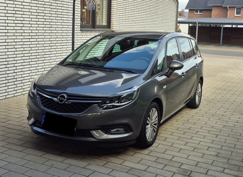 Image of Opel Zafira Tourer