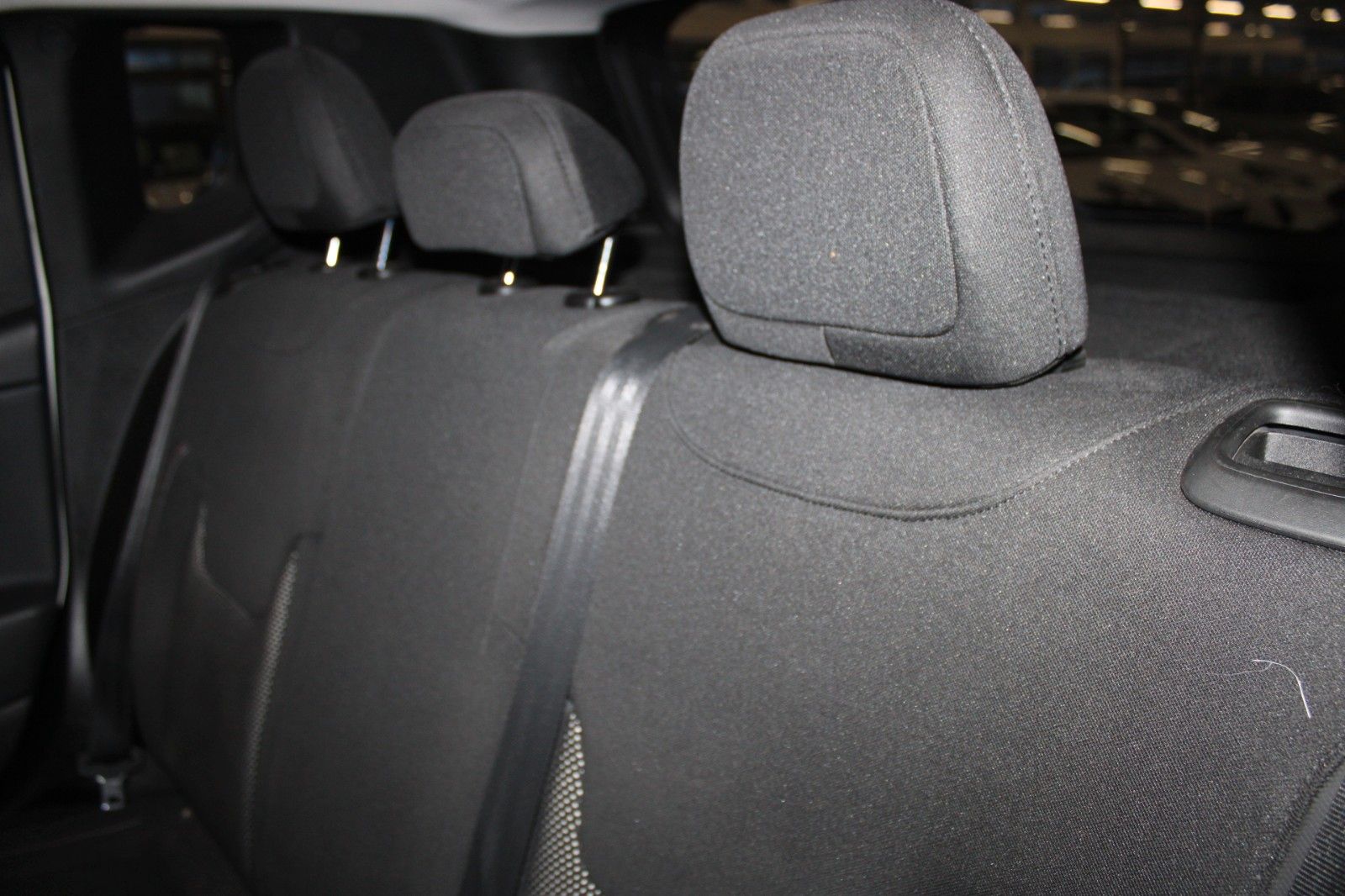 Fahrzeugabbildung Jeep Renegade 2.0 MultiJet Limited 4x4 AUTOMATIK AHK