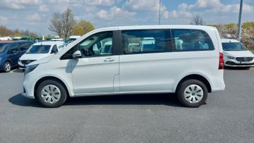 Mercedes V 220 - 6