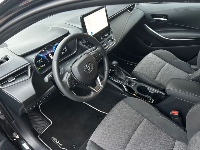 Corolla 1,8 Hybrid Business Edition*RFK*PDC*