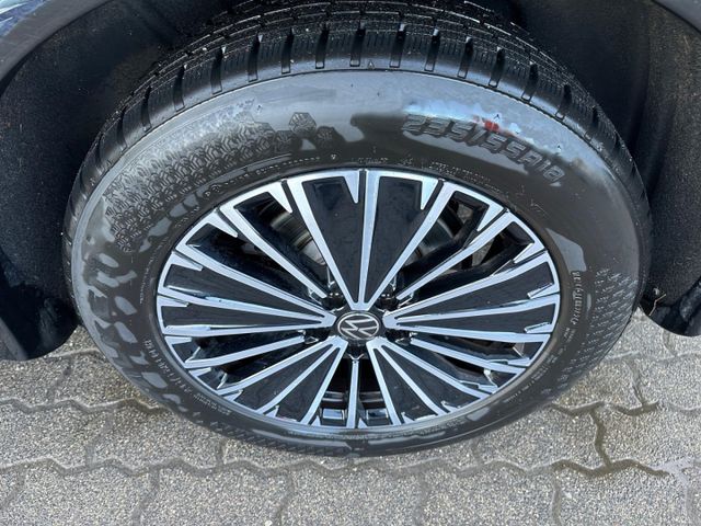 Tiguan R-Line 1.5 eTSI OPF DSG AHK Navi Panorama