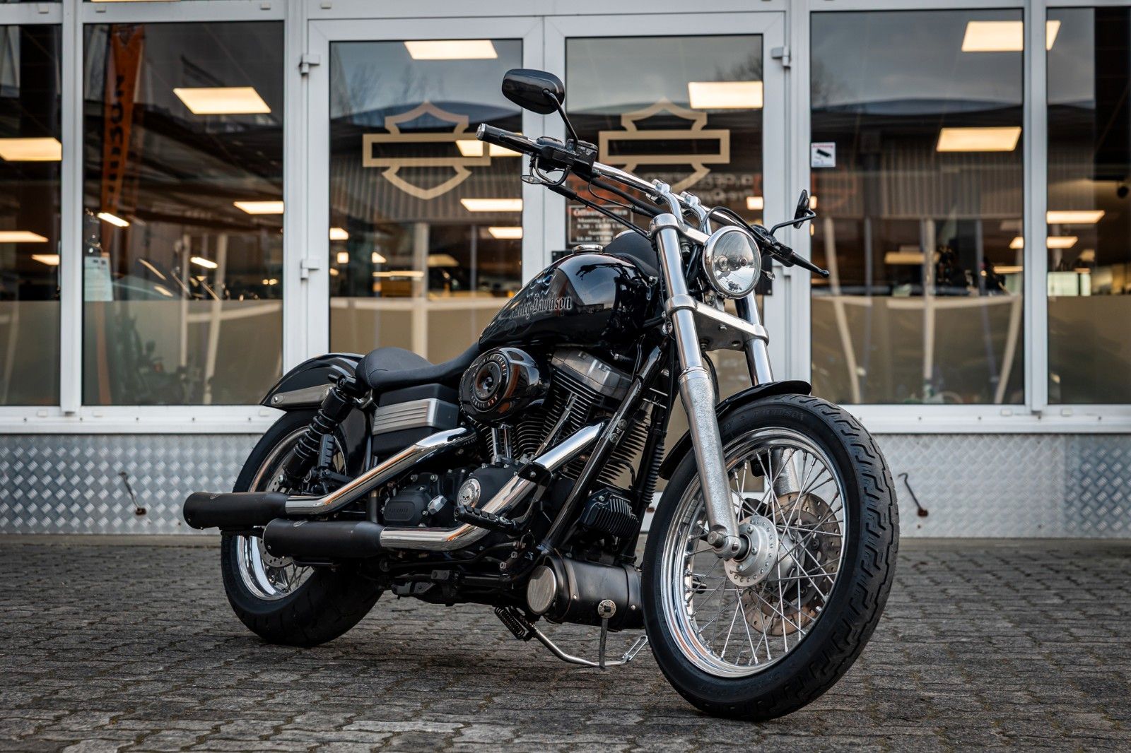 Fahrzeugabbildung Harley-Davidson DYNA STREET BOB FXDB 96 CUI - FALCON AUSPUFF -