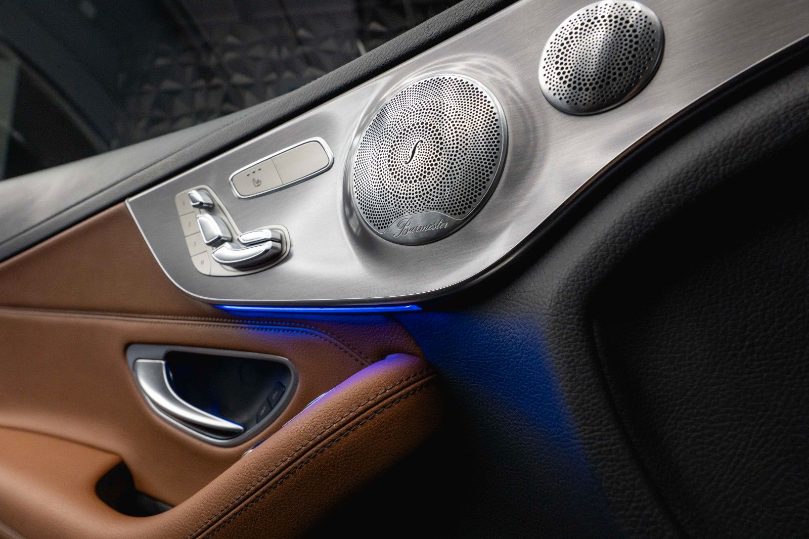 Fahrzeugabbildung Mercedes-Benz C 43 AMG Coupe 4Matic*LED*Virtual*Pano*Burmester