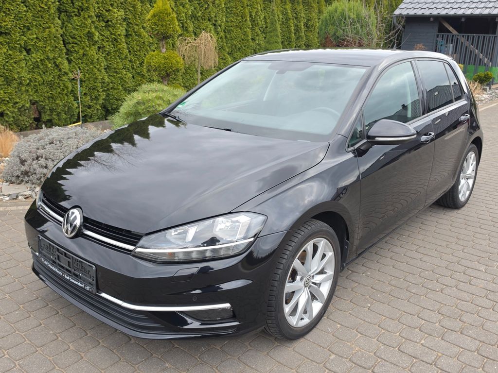 Image of Volkswagen Golf