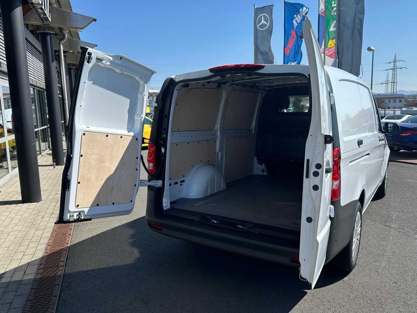 Fahrzeugabbildung Mercedes-Benz Vito 116 CDI neues Modell Klima Kamera MBUX