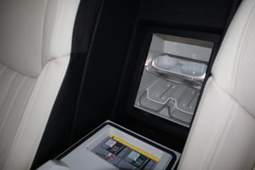 2025 AUDI S8 — миниатюра 44