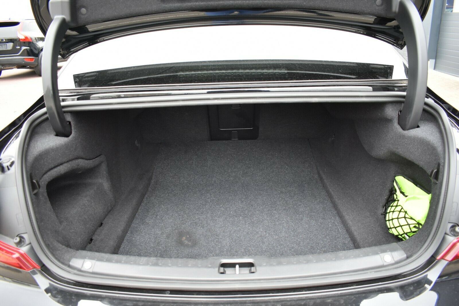 Fahrzeugabbildung Volvo S90 D5 R-Design AWD Navi*Pano*RFK*HU*MIETKAUF