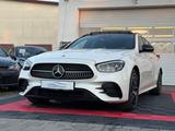 Mercedes-Benz E 450 AMG*360°*TOT*SPUR*PANO*ACC - gebrauchte Mercedes-Benz E 450 aus dem Jahr 2022