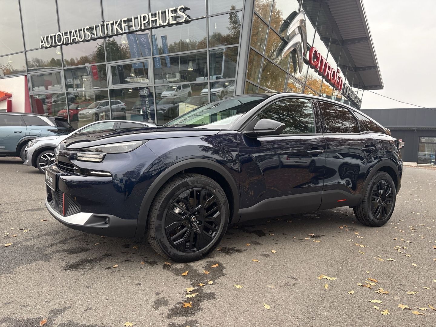 Fahrzeugabbildung Citroën C4 Collection Hybrid 145 Navi LED CarPlay SHZ