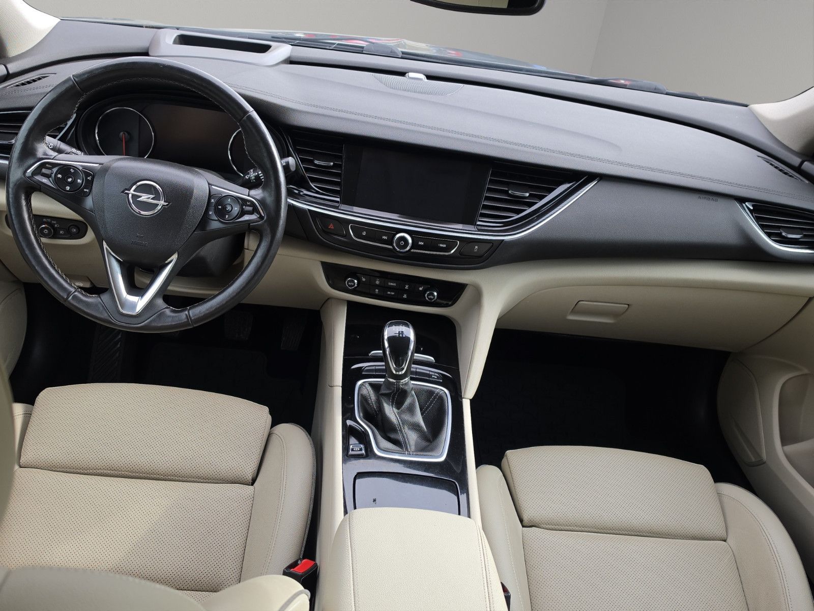 Fahrzeugabbildung Opel Insignia B Sports Tourer Business Innovation