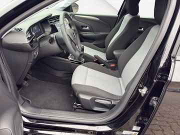 Fotografie des Opel Corsa F Kamera LED Sitzheizung Allwetterreifen