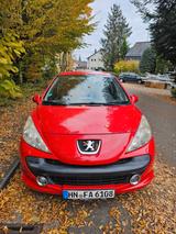 Peugeot 207 Urban Move 95 VTi Urban Move - Peugeot 207 mit Benzin-Antrieb: Limousine, Vti 95