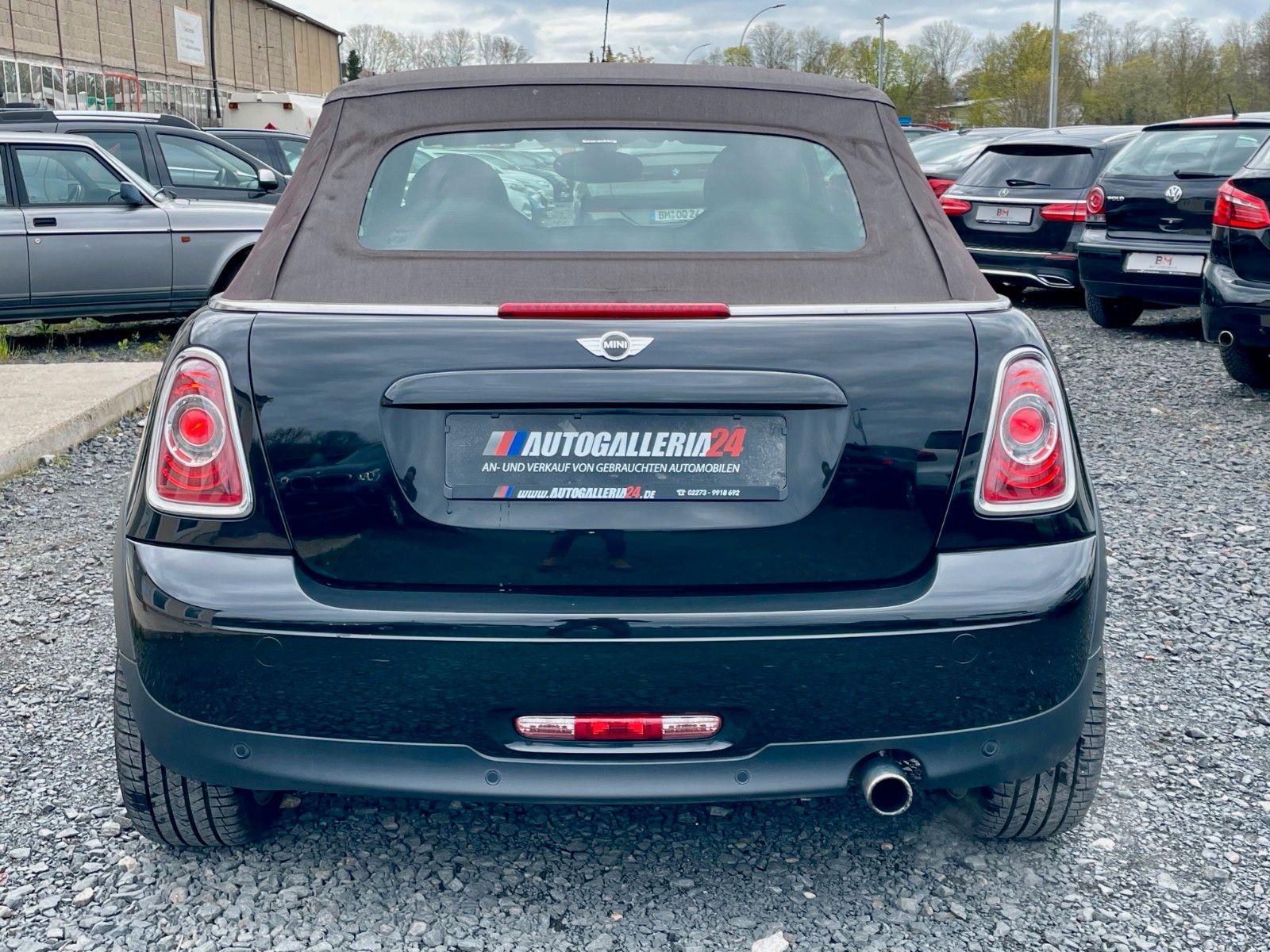 Fahrzeugabbildung MINI Cooper Cabrio Navi Leder Xenon SPORTSITZE Alarm