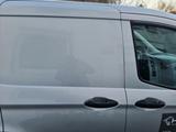 Ford Courier - Ford Courier mit Benzin-Antrieb