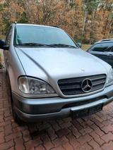 Mercedes-Benz Mercedes Benz ML 230 Benzin/LPG - Mercedes-Benz ML 230 Gebrauchtwagen