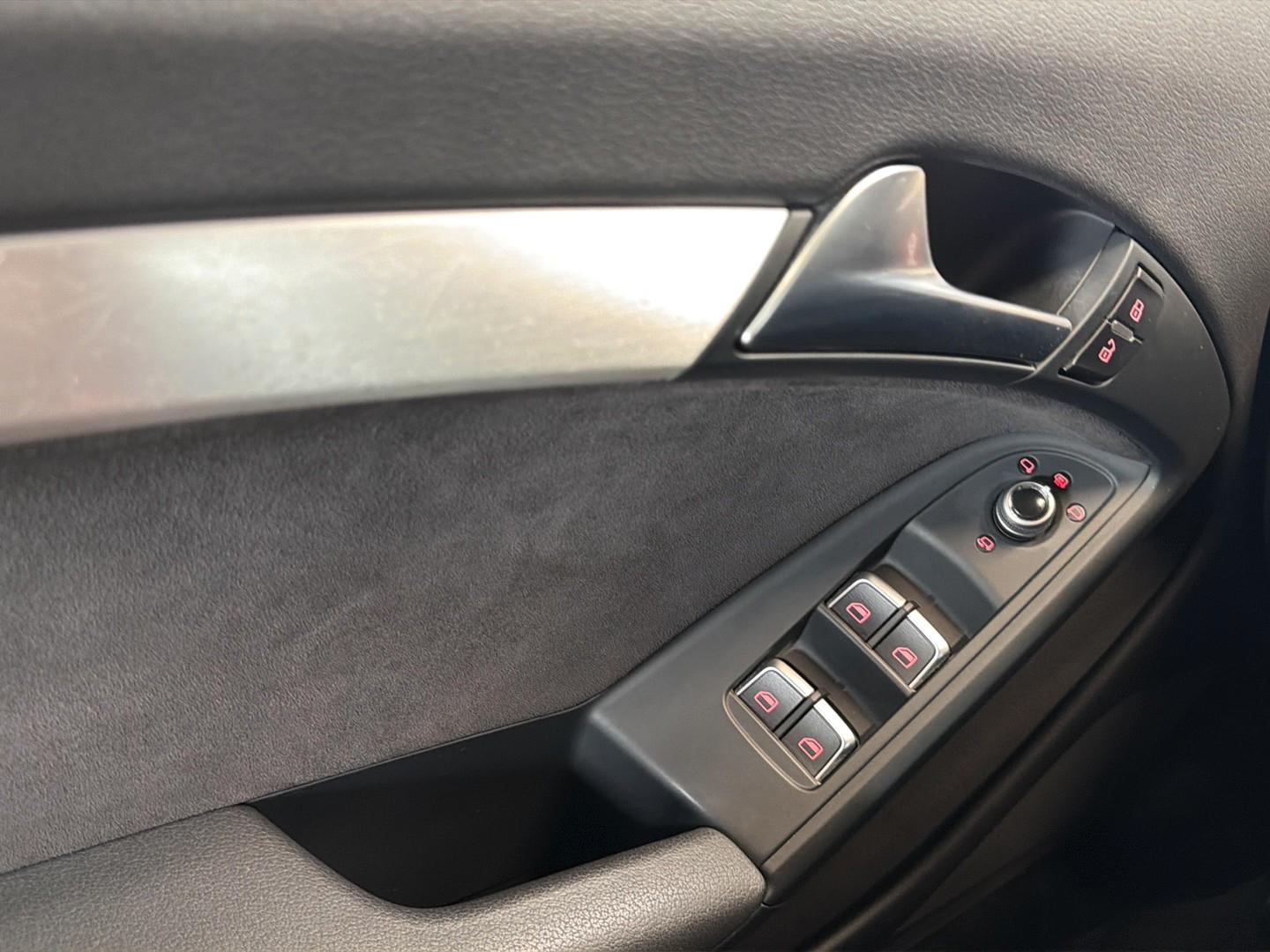 Audi A5 Cabriolet 3.0 TDI clean diesel quattro