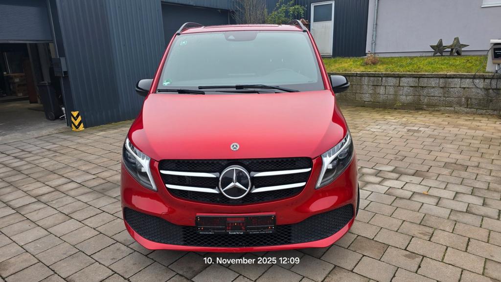 Mercedes-Benz V 220