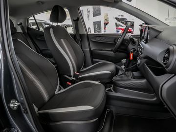 Hyundai i10 1.0 Select Kamera Spurhalteassistent Navi