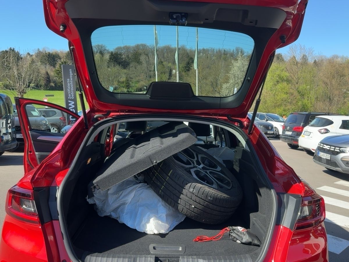 Fahrzeugabbildung Renault Arkana Intens E-Tech 145 Glasdach SHZ