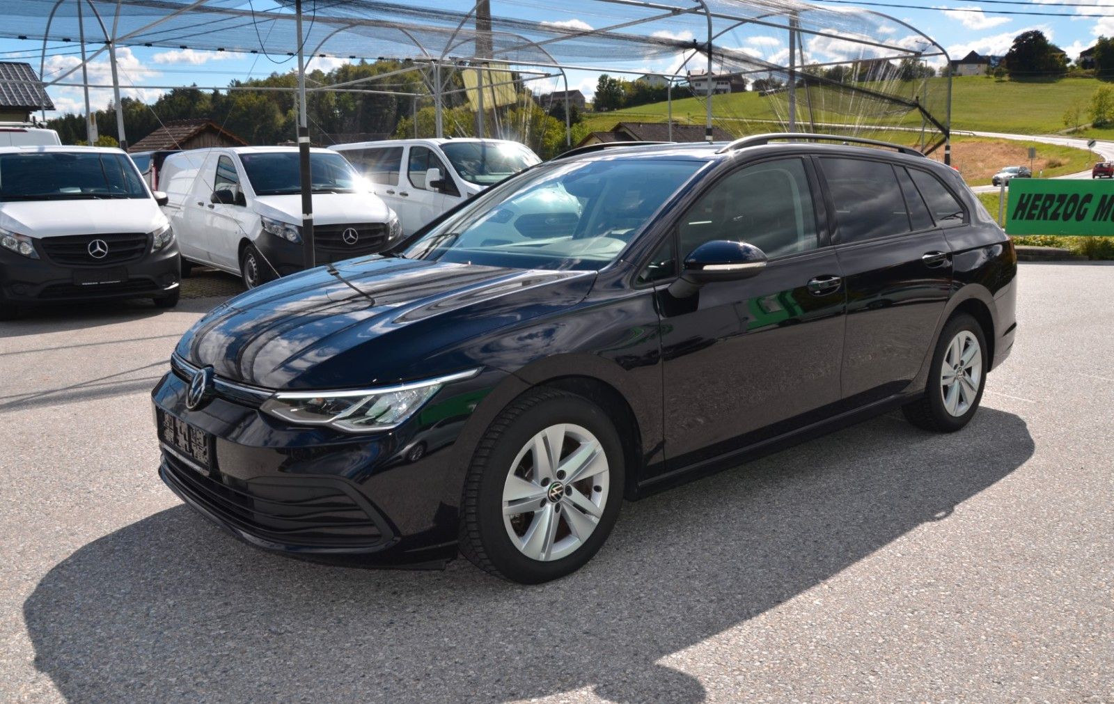 Volkswagen Golf Variant 2,0TDI Life DSG LED VIRT EXP:15.570 imagem 2