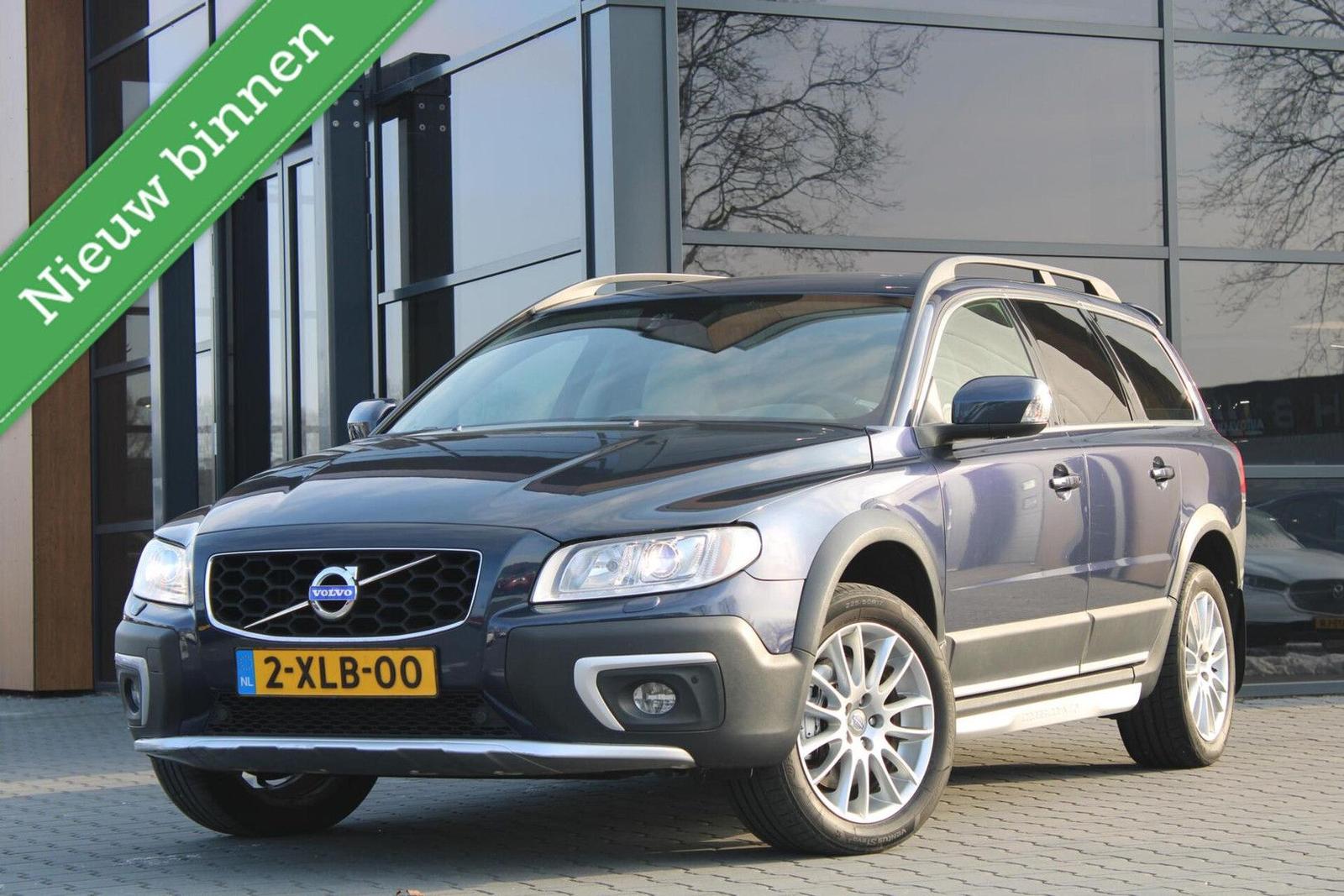Volvo XC70 2.0 D4 automatik | Schiebedach | AHK | NL A