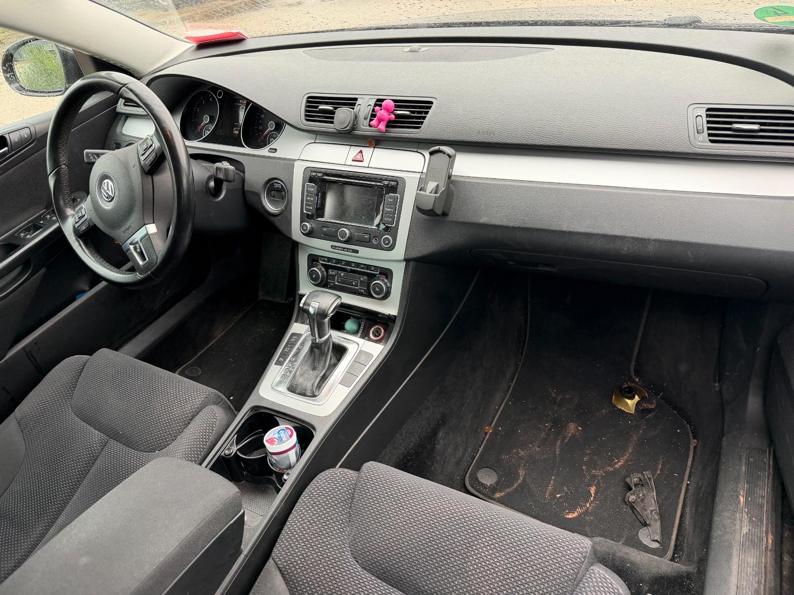 Volkswagen Passat 2010 — photo 6