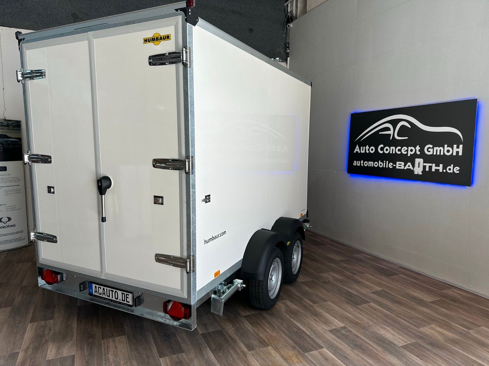 Fahrzeugabbildung Humbaur HGK 253218-21 PF60 Deluxe Kühlanhänger
