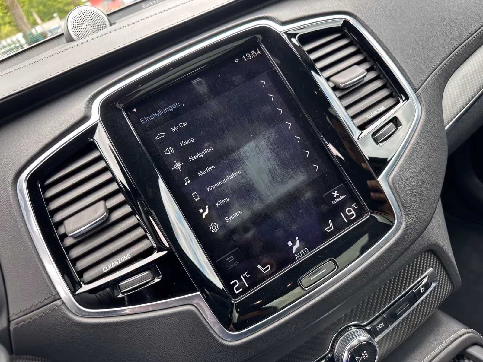Volvo XC90 R-Design AWD KEY Stand AHK Pano ACC Luft