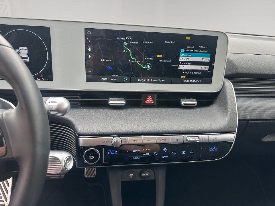 Fahrzeugabbildung Hyundai IONIQ 5 77,4kWh UNIQ digitale Außenspiegel Relax