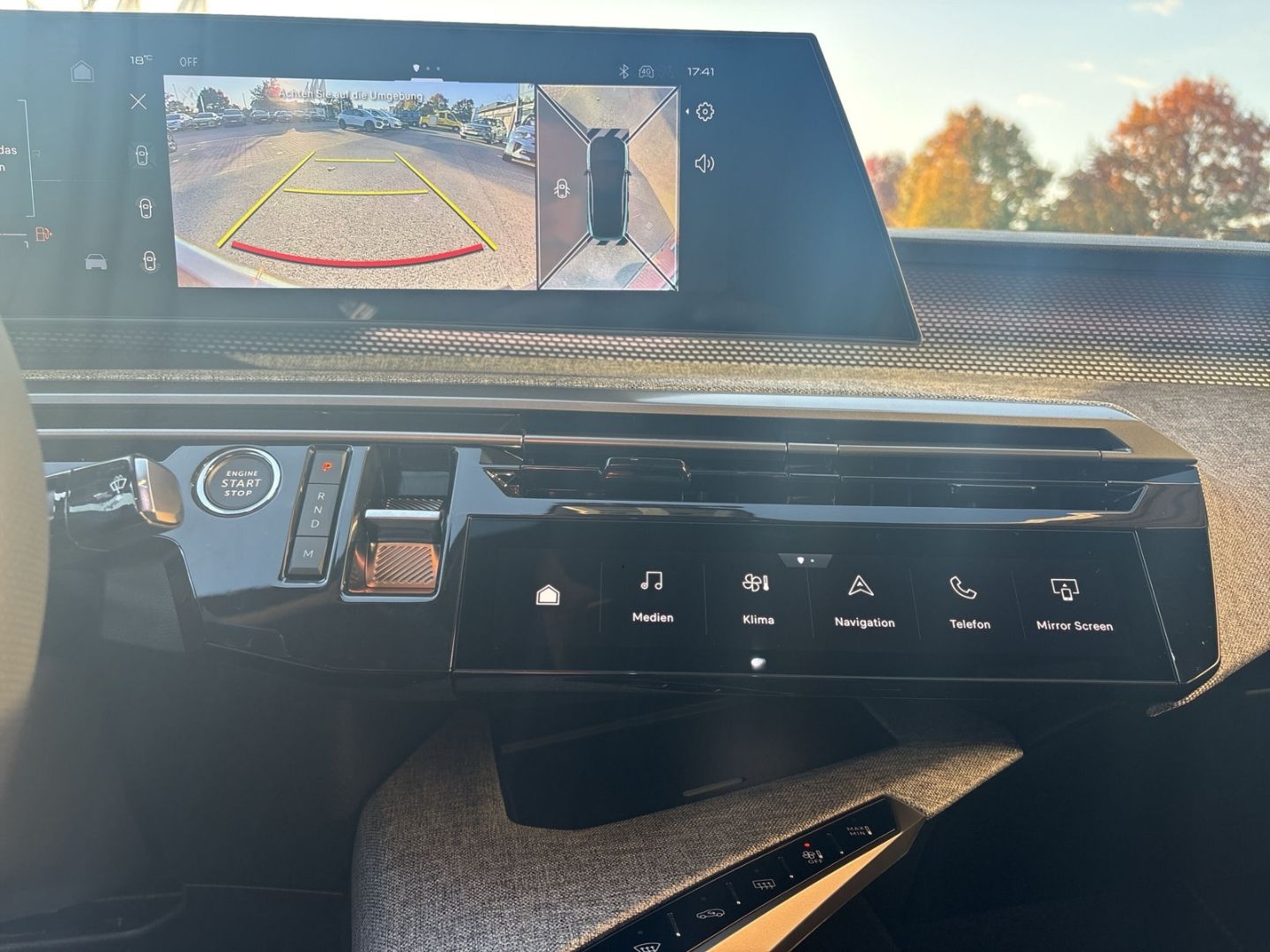 Fahrzeugabbildung Peugeot 3008 GT Hybrid 145 e-DSC6 Navi ACC El. Heckklapp